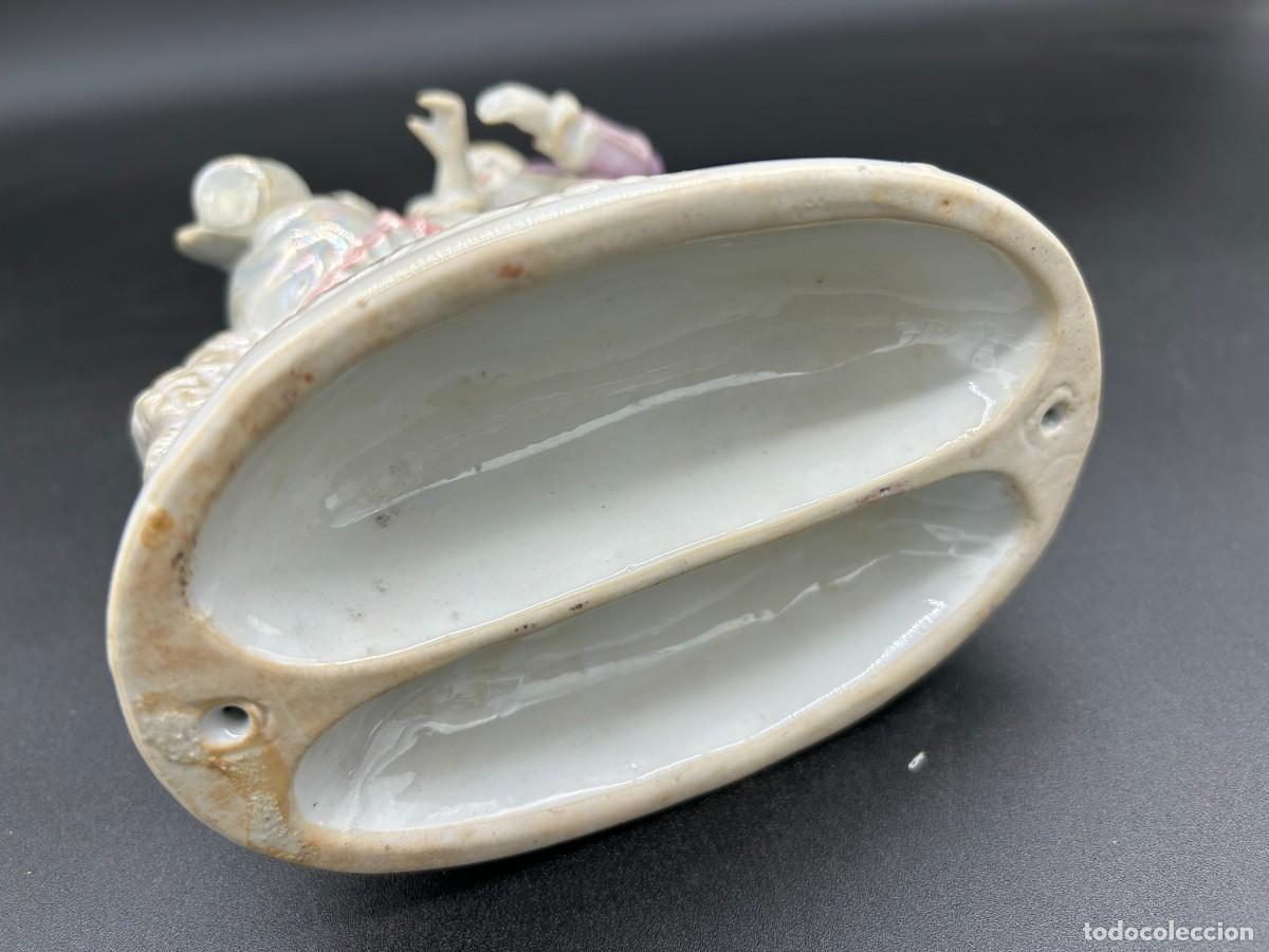 Antig&uuml;edades: Pareja rom&aacute;ntica de cer&aacute;mica - Foto 4
