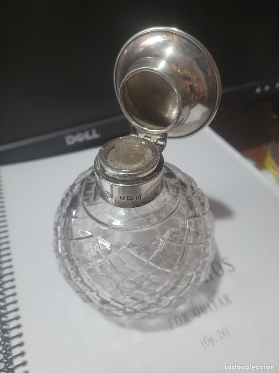 Antig&uuml;edades: Perfumera frasco cristal tallado - Foto 1