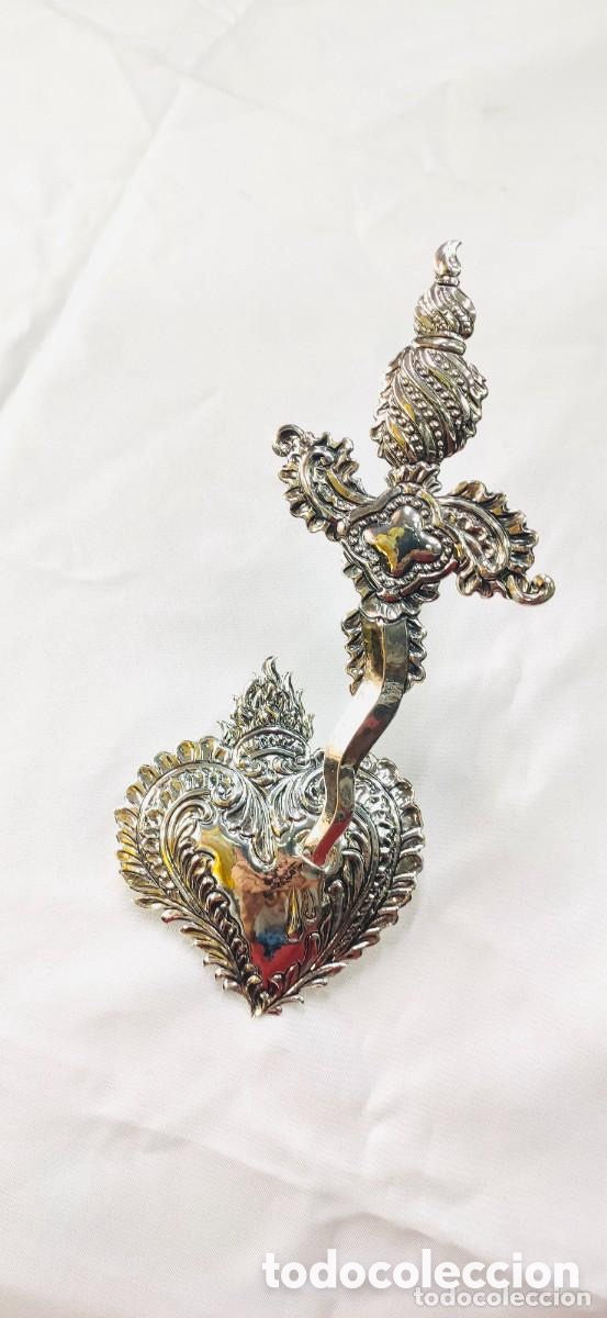 Antig&uuml;edades: Coraz&oacute;n y daga para dolorosa - Foto 1