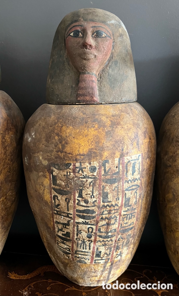 Antig&uuml;edades: Vasos Canopes de madera policromada - Foto 12