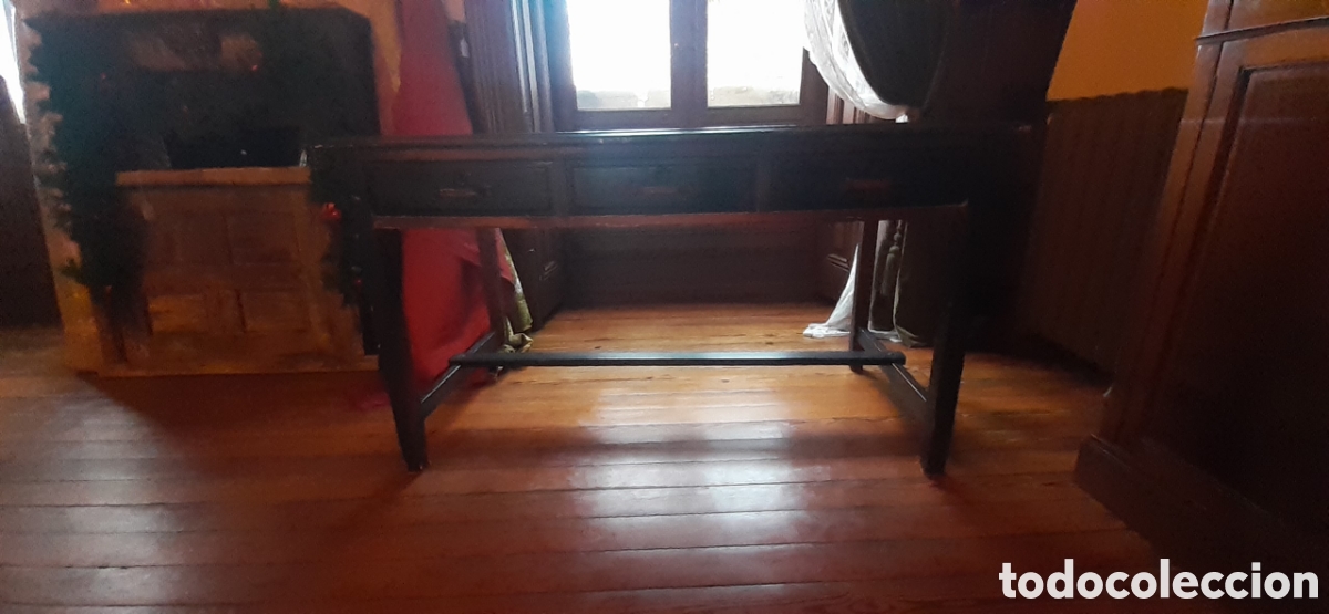 Antig&uuml;edades: Mesa de Despacho con 3 cajones - Foto 1