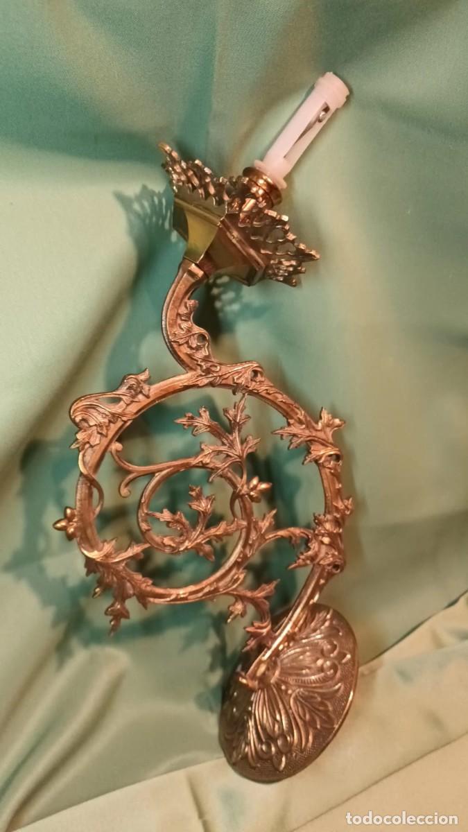 Antig&uuml;edades: CANDELABRO DE PARED DE BRONCE ANTIGUO. - Foto 4