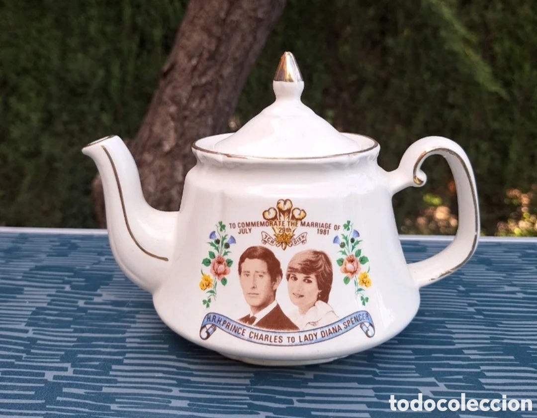 Antig&uuml;edades: Tetera Price Kensington de la boda real de 1981, Pr&iacute;ncipe Carlos y Lady Diana Spencer