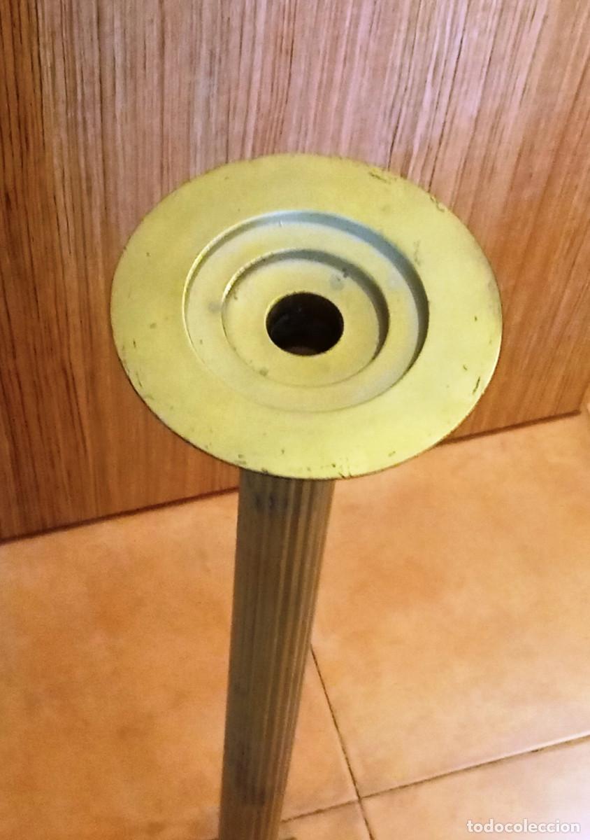Antig&uuml;edades: Columna Portavelas en Bronce - Foto 3