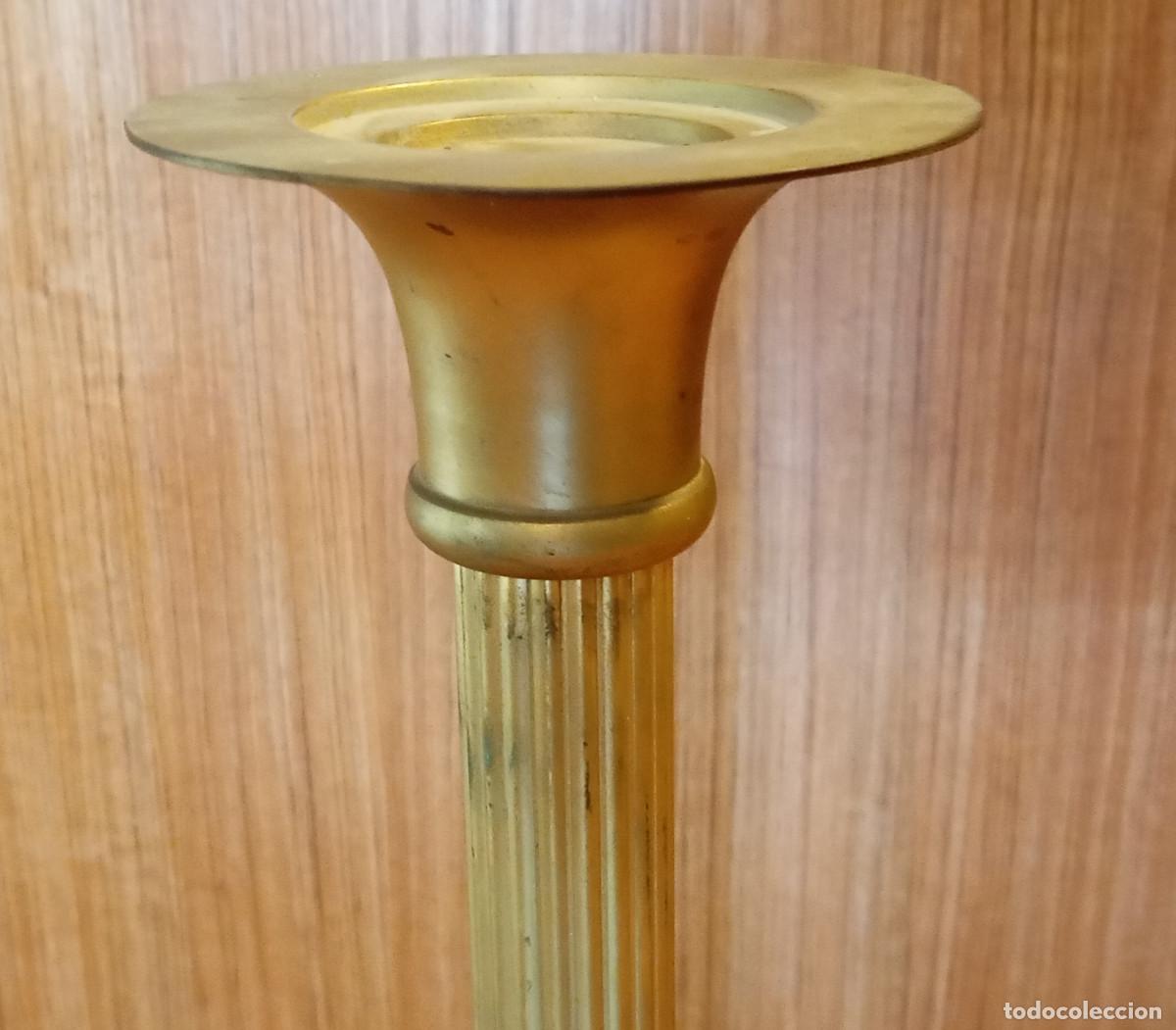 Antig&uuml;edades: Columna Portavelas en Bronce - Foto 4