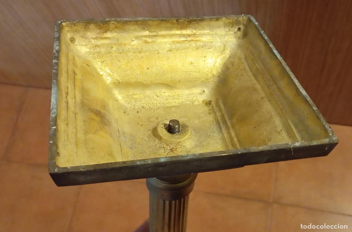Antig&uuml;edades: Columna Portavelas en Bronce - Foto 7