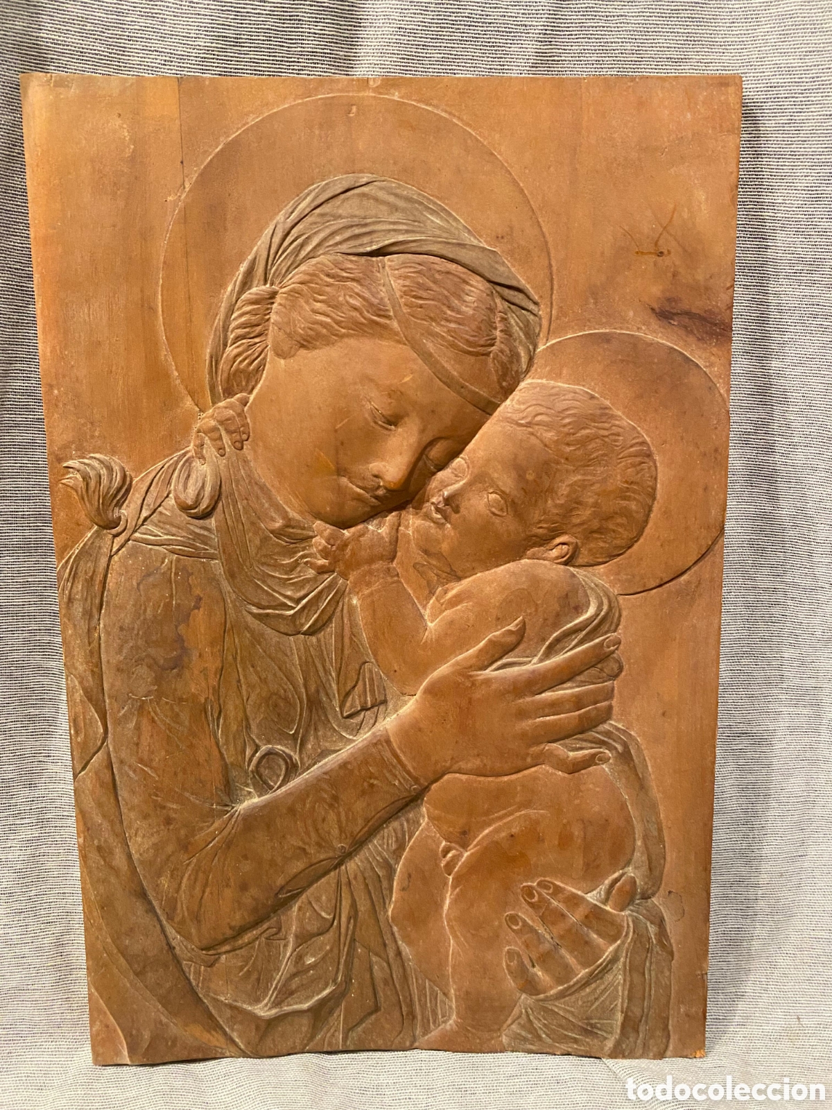 Antig&uuml;edades: Relieve virgen con ni&ntilde;o - Foto 1