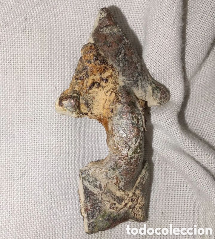Antig&uuml;edades: FIBULA EN FORMA DE FLECHA - Foto 2