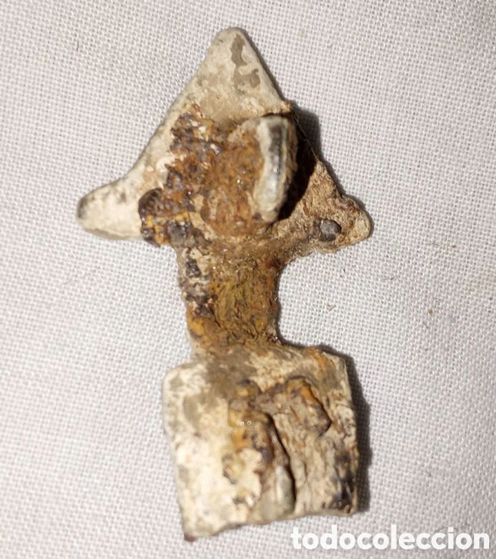 Antig&uuml;edades: FIBULA EN FORMA DE FLECHA - Foto 4