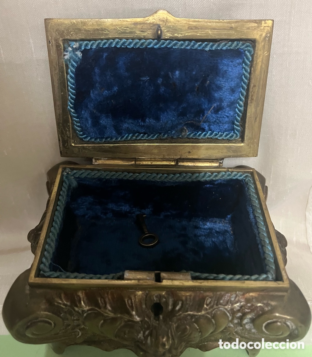 Antig&uuml;edades: CAJA -JOYERO DE BRONCE SIGLO XIX - Foto 9