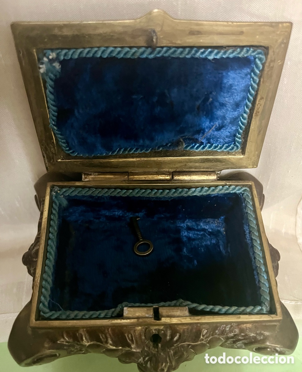 Antig&uuml;edades: CAJA -JOYERO DE BRONCE SIGLO XIX - Foto 10