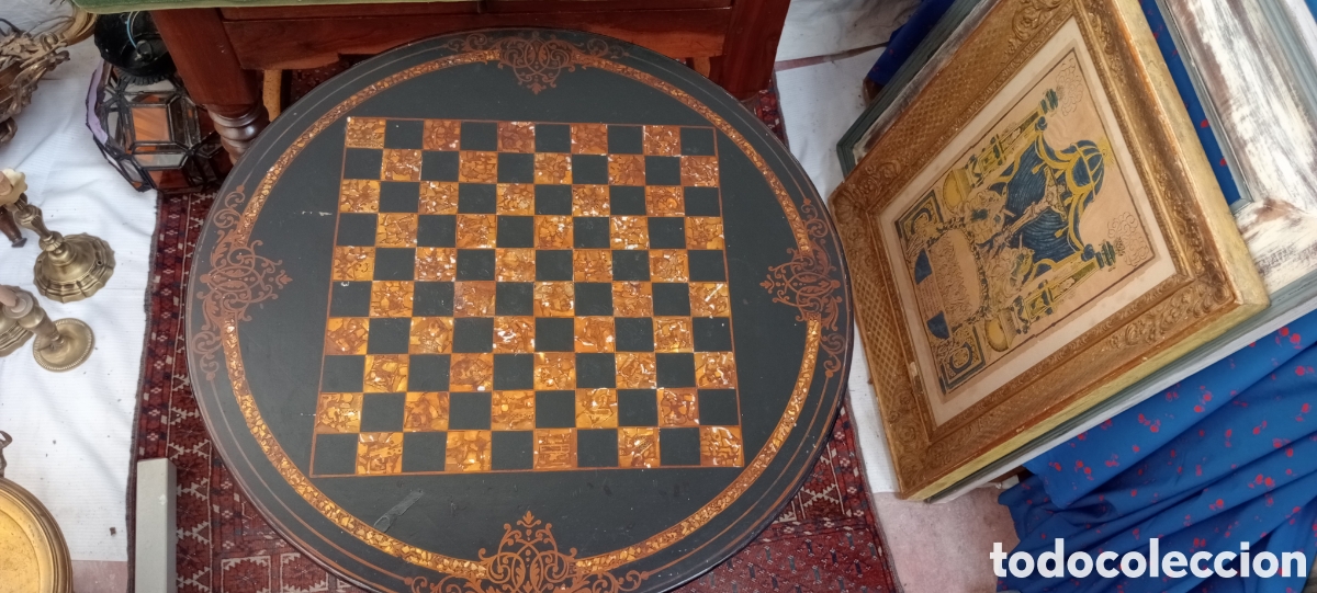Antig&uuml;edades: Mesa de ajedrez del XIX - Foto 3