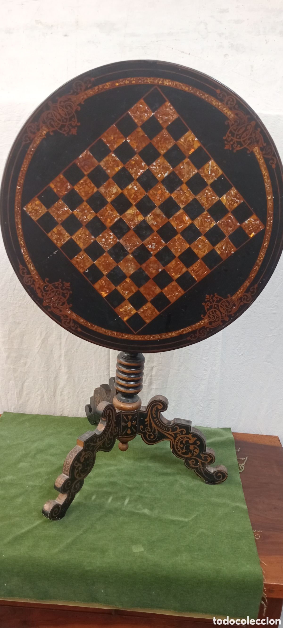Antig&uuml;edades: Mesa de ajedrez del XIX - Foto 4