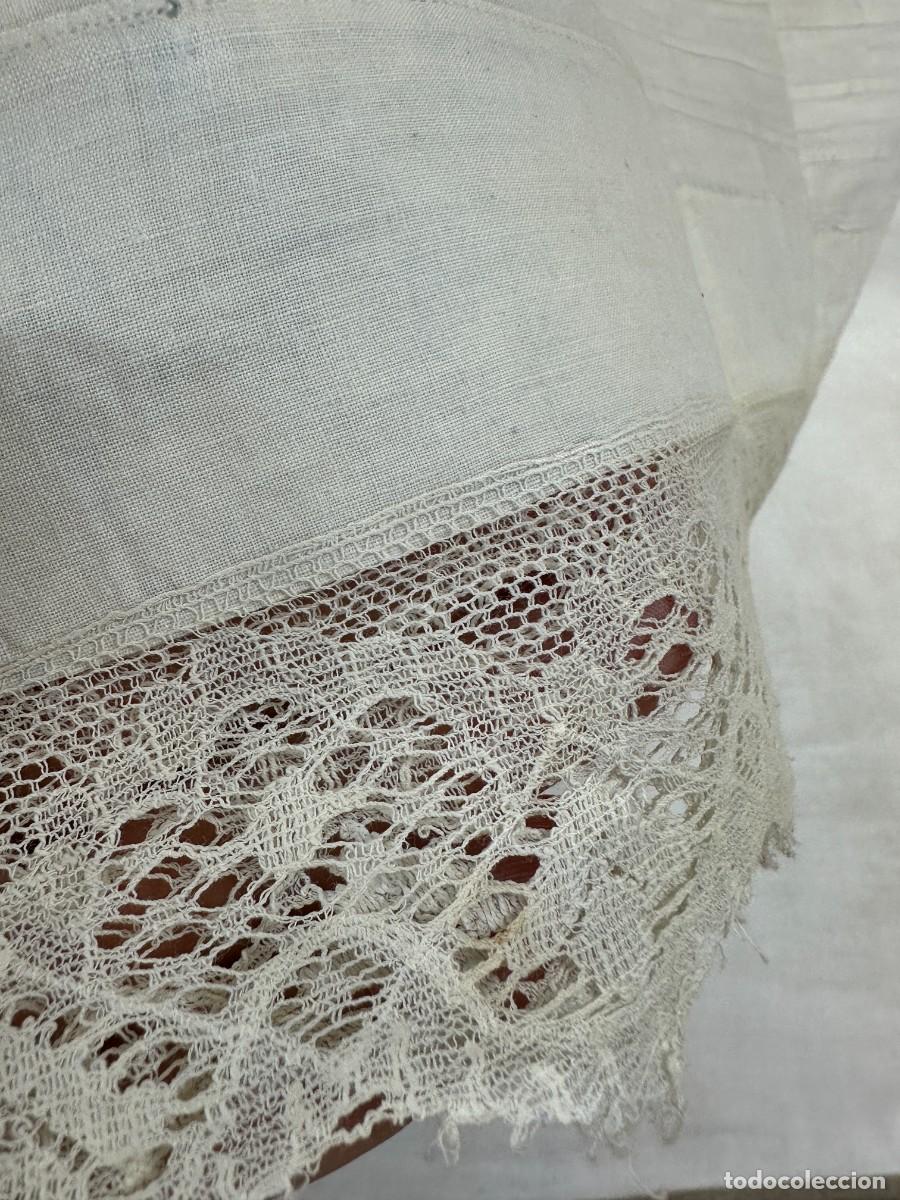 Antig&uuml;edades: Antiguo vestido y capa de cristianar - Foto 6