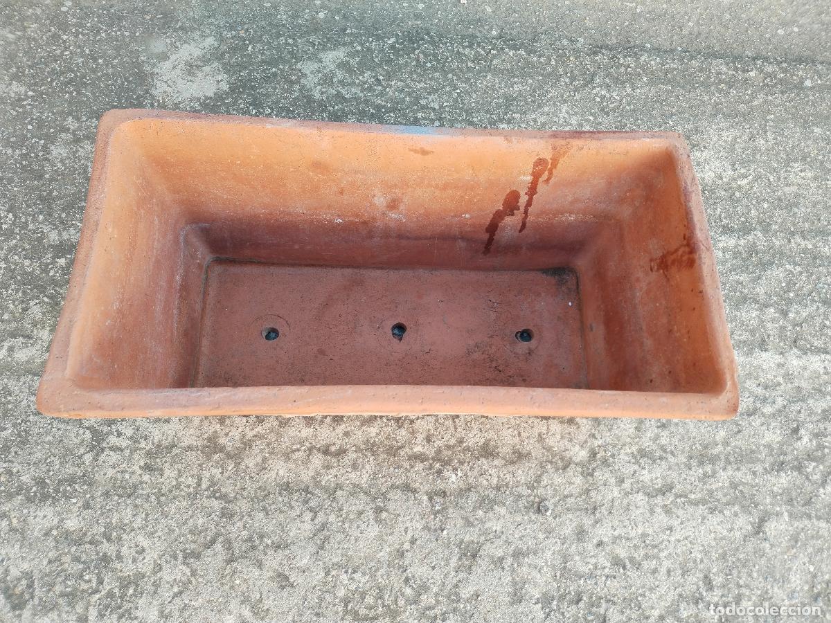 Antig&uuml;edades: macetero rectangular de terracota - Foto 6