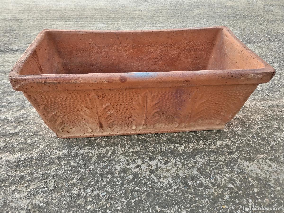 Antig&uuml;edades: macetero rectangular de terracota - Foto 1