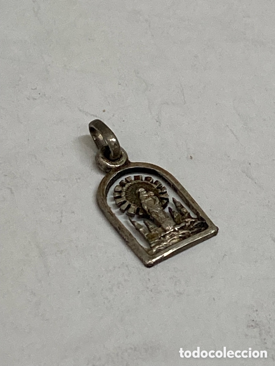 Antig&uuml;edades: Medalla de plata religiosa C474 - Foto 1