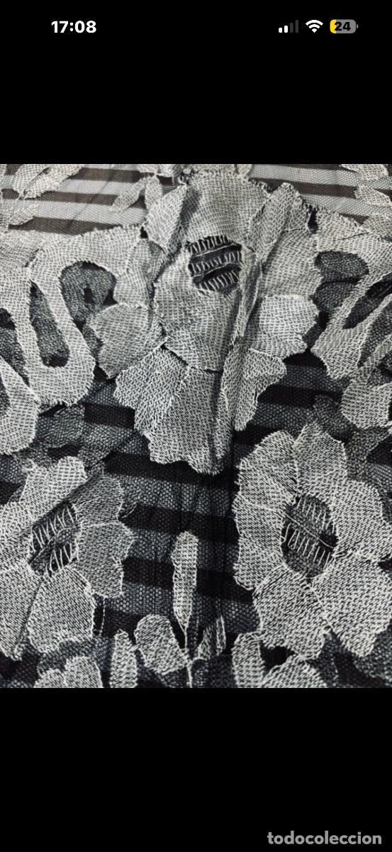 Antig&uuml;edades: Mantilla negra y gris - Foto 7