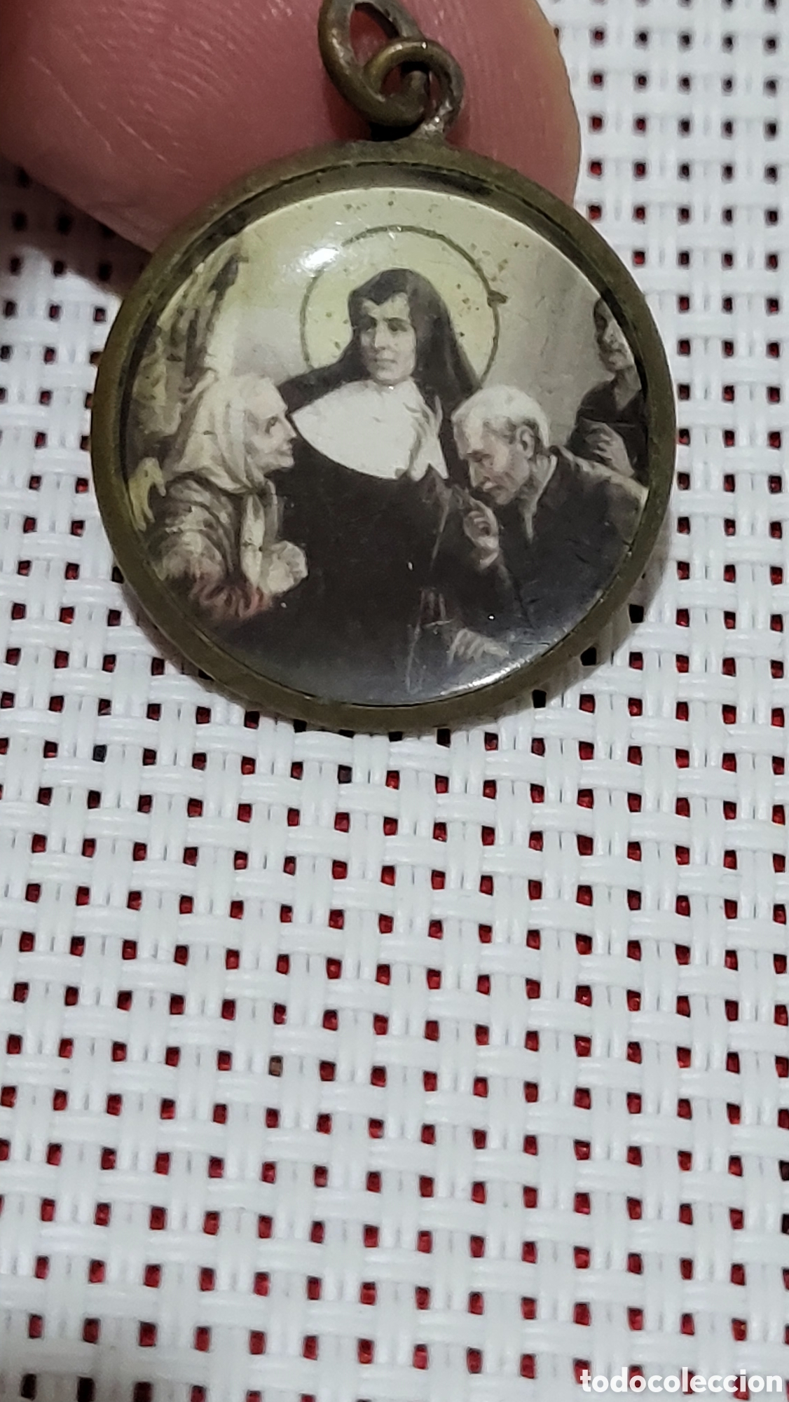 Antig&uuml;edades: Antiguo colgante Religioso - Foto 1