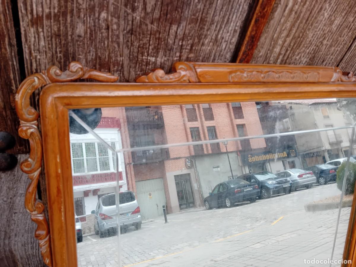 Antig&uuml;edades: Espejo con luna biselada d&eacute;cada de los 50/60 - Foto 2