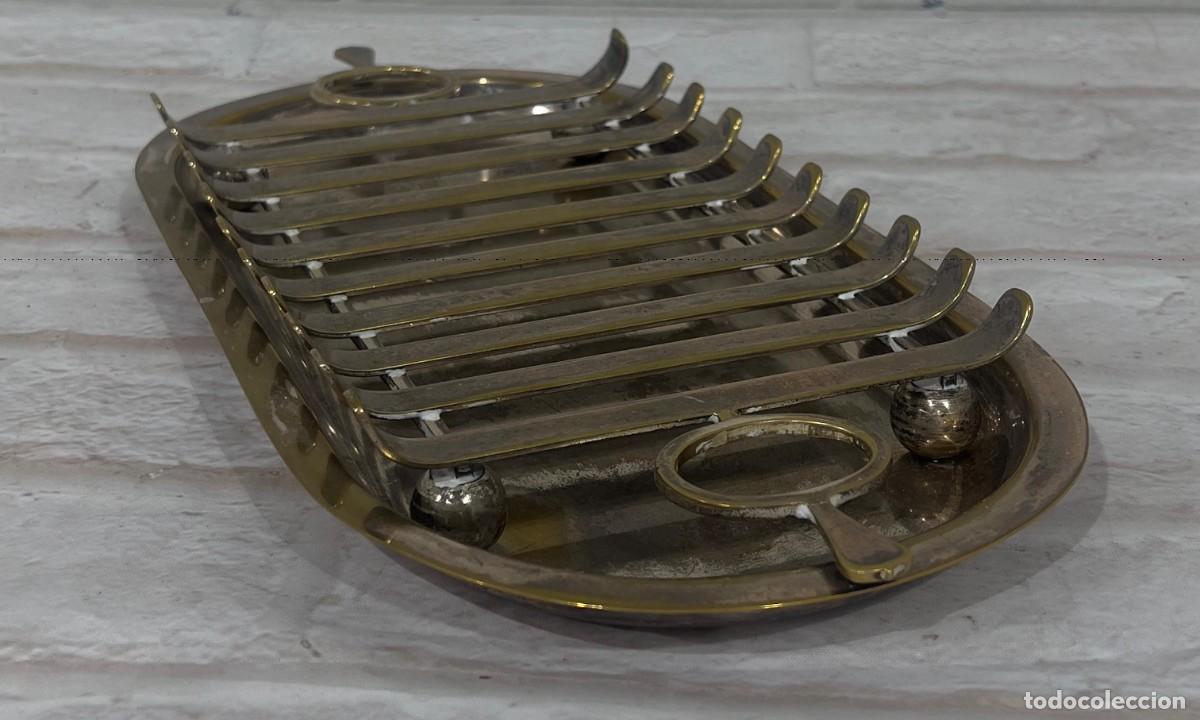 Antig&uuml;edades: Bandeja de metal pescado - Foto 4