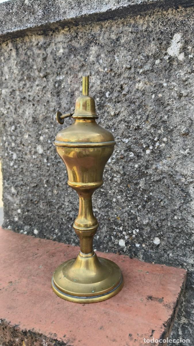 Antig&uuml;edades: Lampe a huile 1900 laiton - Foto 1
