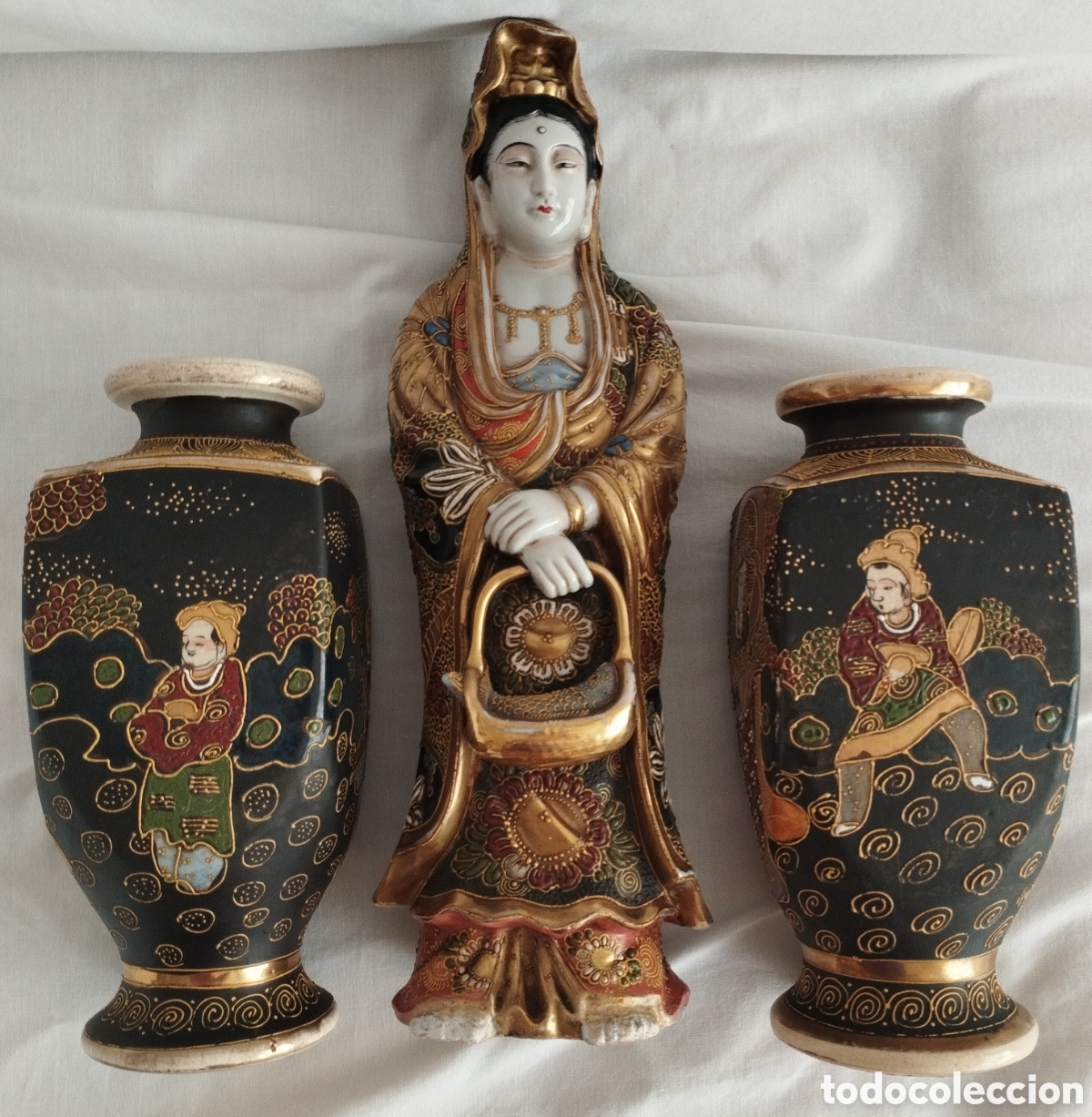 Antig&uuml;edades: Antigua Figura y Jarrones Japoneses. - Foto 10