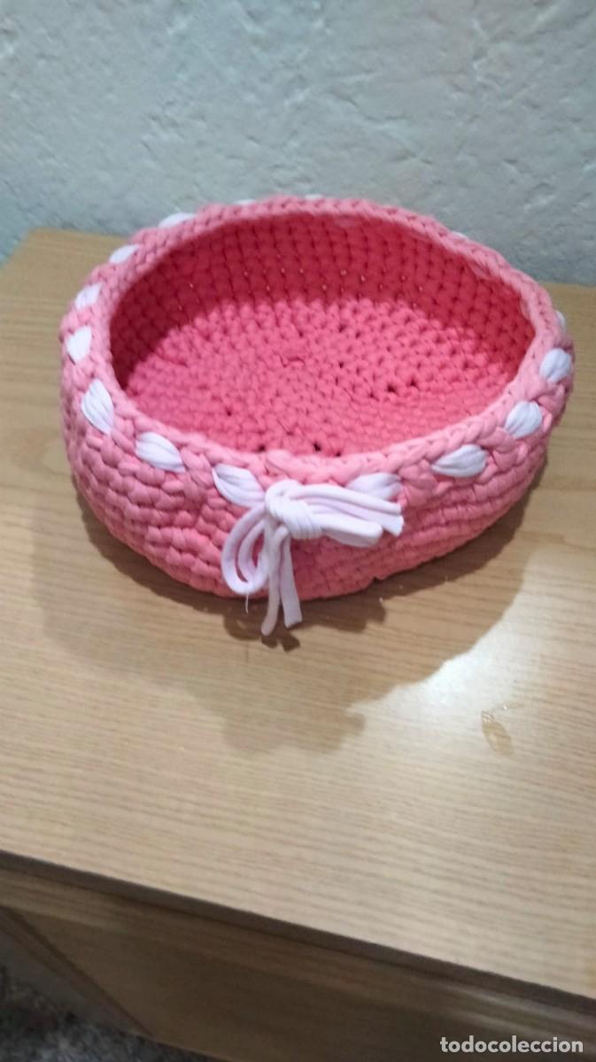 Antig&uuml;edades: bonito cesto de crochet - Foto 4