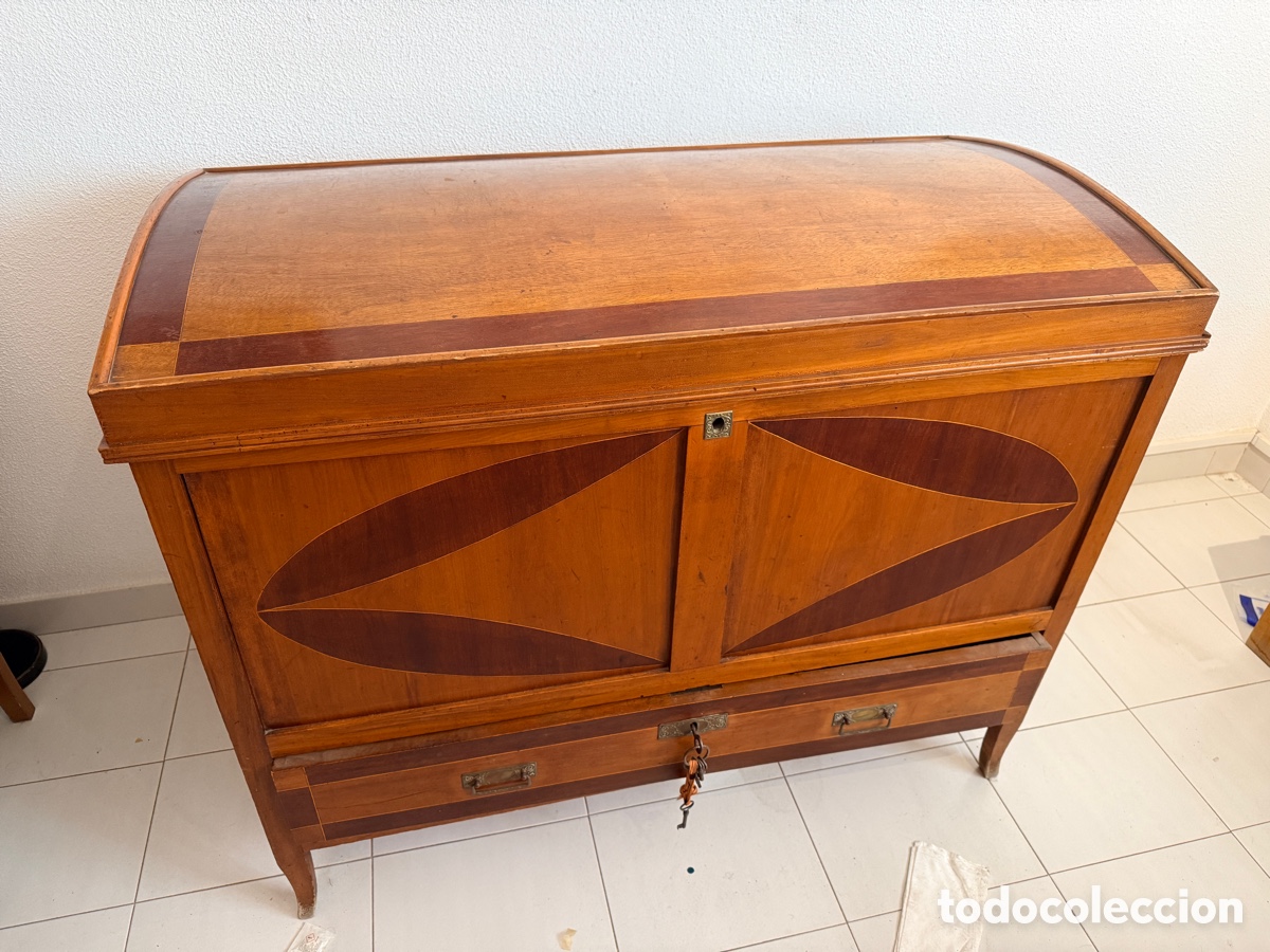 Antig&uuml;edades: Arca antigua a&ntilde;os 40 de madera - Foto 4