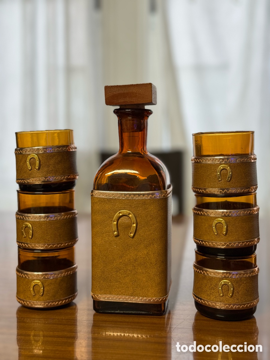 Antig&uuml;edades: Botella y vasos con herradura - Foto 1