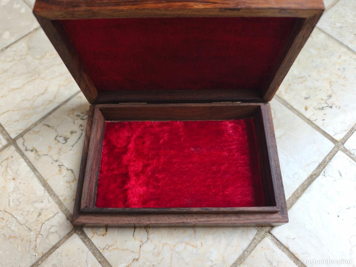 Antig&uuml;edades: CAJA DE MADERA ANTIGUA CON INTERIOR DE TERCIOPELO - Foto 4