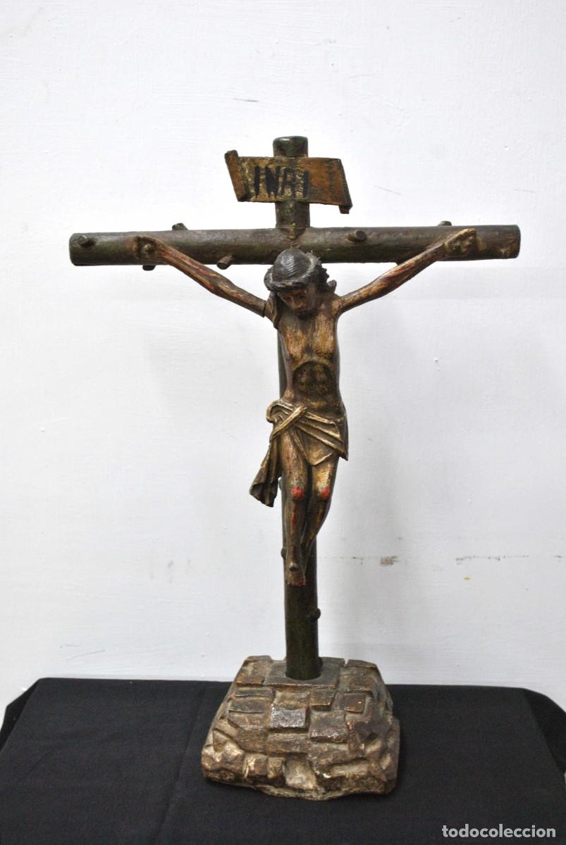 Antig&uuml;edades: CRUCIFIJO DE MADERA SIGLO XVIII - Foto 1