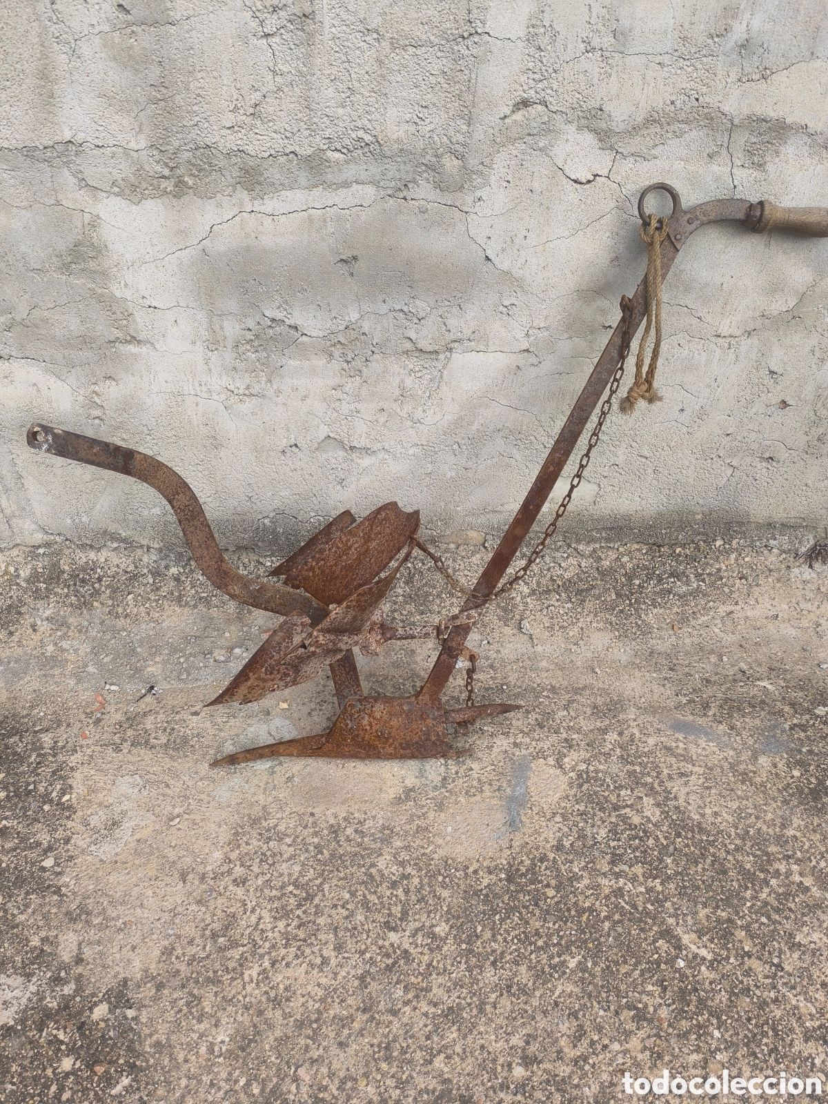Antig&uuml;edades: Arado catal&aacute;n antiguo &oacute;xido superficial - Foto 1