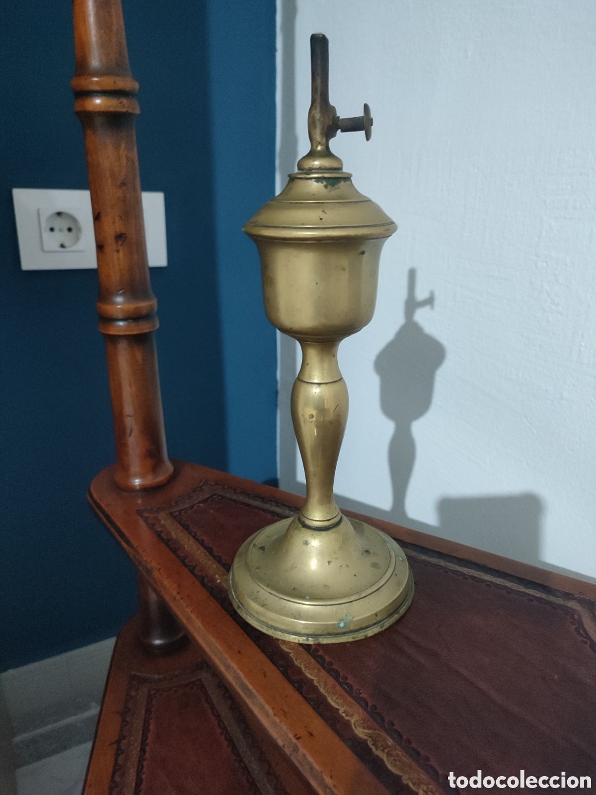 Antig&uuml;edades: L&aacute;mpara de aceite de lat&oacute;n - Foto 1