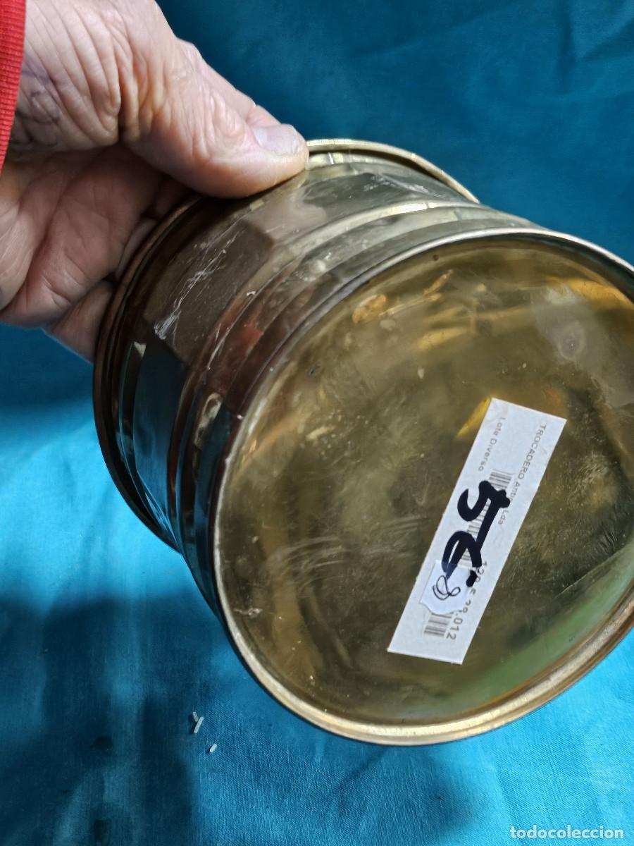 Antig&uuml;edades: recipiejnte de metal rustico - Foto 3