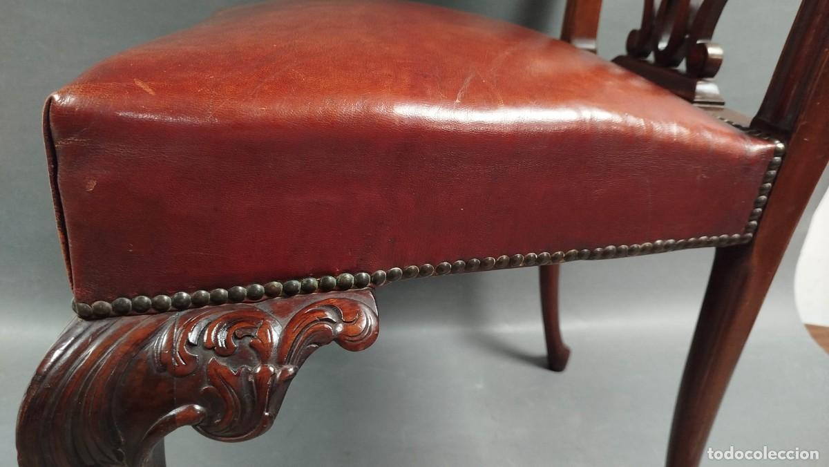Antig&uuml;edades: SILLA ESTILO CHIPPENDALE CUERO BURDEOS Y MADERA CAOBA - Foto 7