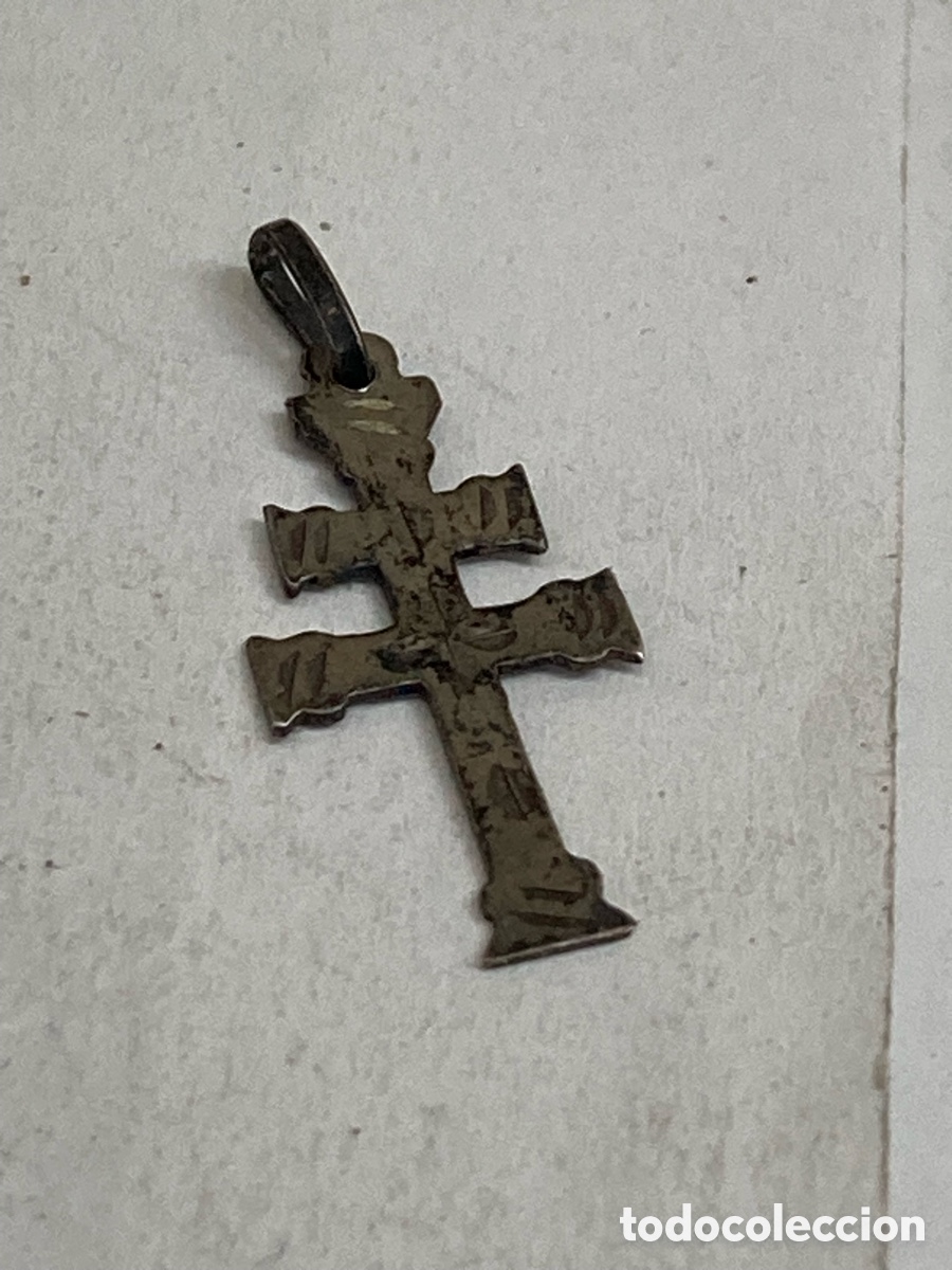 Antig&uuml;edades: Cruz de plata religiosa /C449 - Foto 1