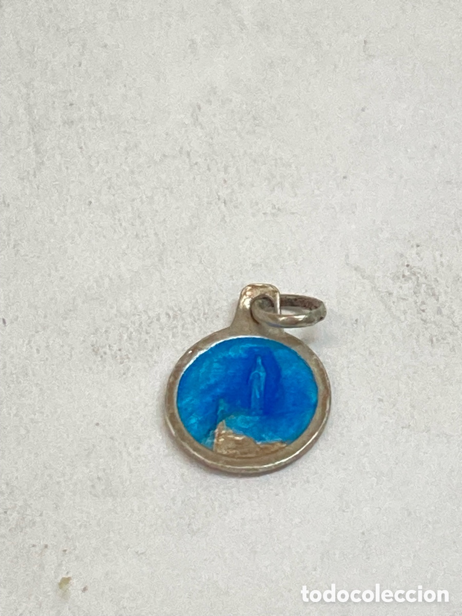 Antig&uuml;edades: Medalla de plata religiosa C476 - Foto 2