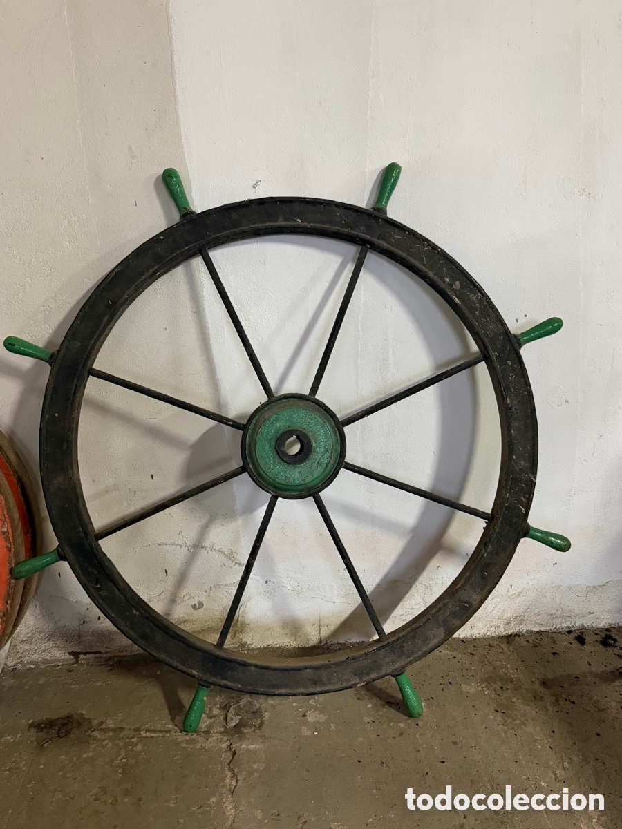 Antiquit&eacute;s: Rueda de barco antiguo gigante