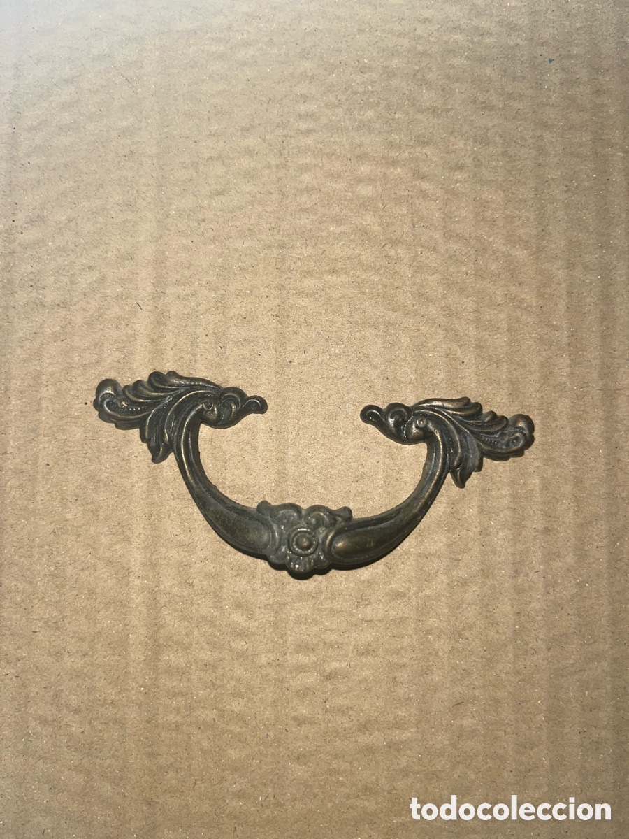 Antig&uuml;edades: Tiradores de bronce 7 - Foto 2