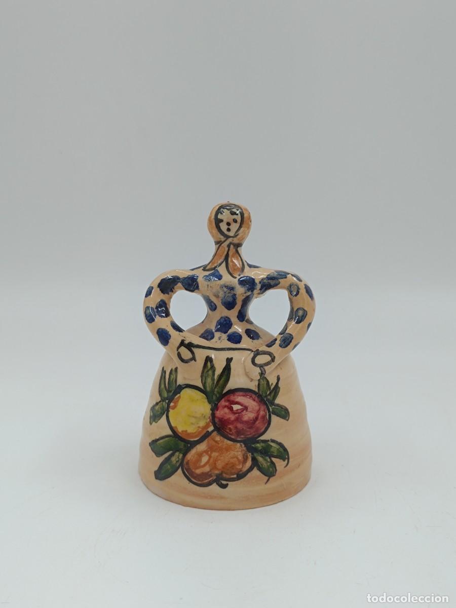 Antig&uuml;edades: CAMPANILLA DE CERAMICA POPULAR - Foto 1