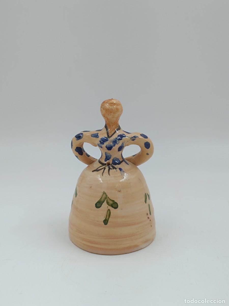 Antig&uuml;edades: CAMPANILLA DE CERAMICA POPULAR - Foto 3