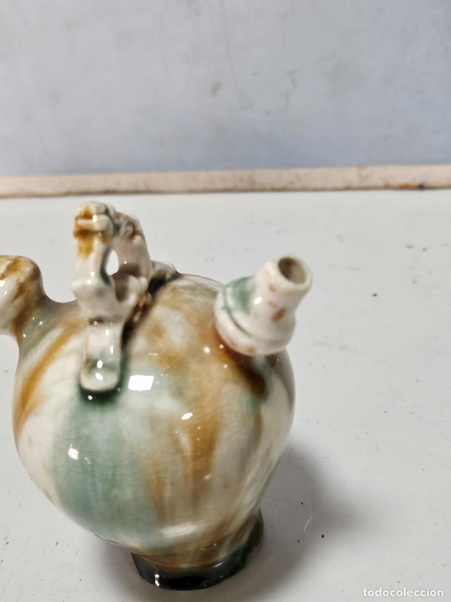 Antig&uuml;edades: botijo peque&ntilde;o de ceramica - Foto 2