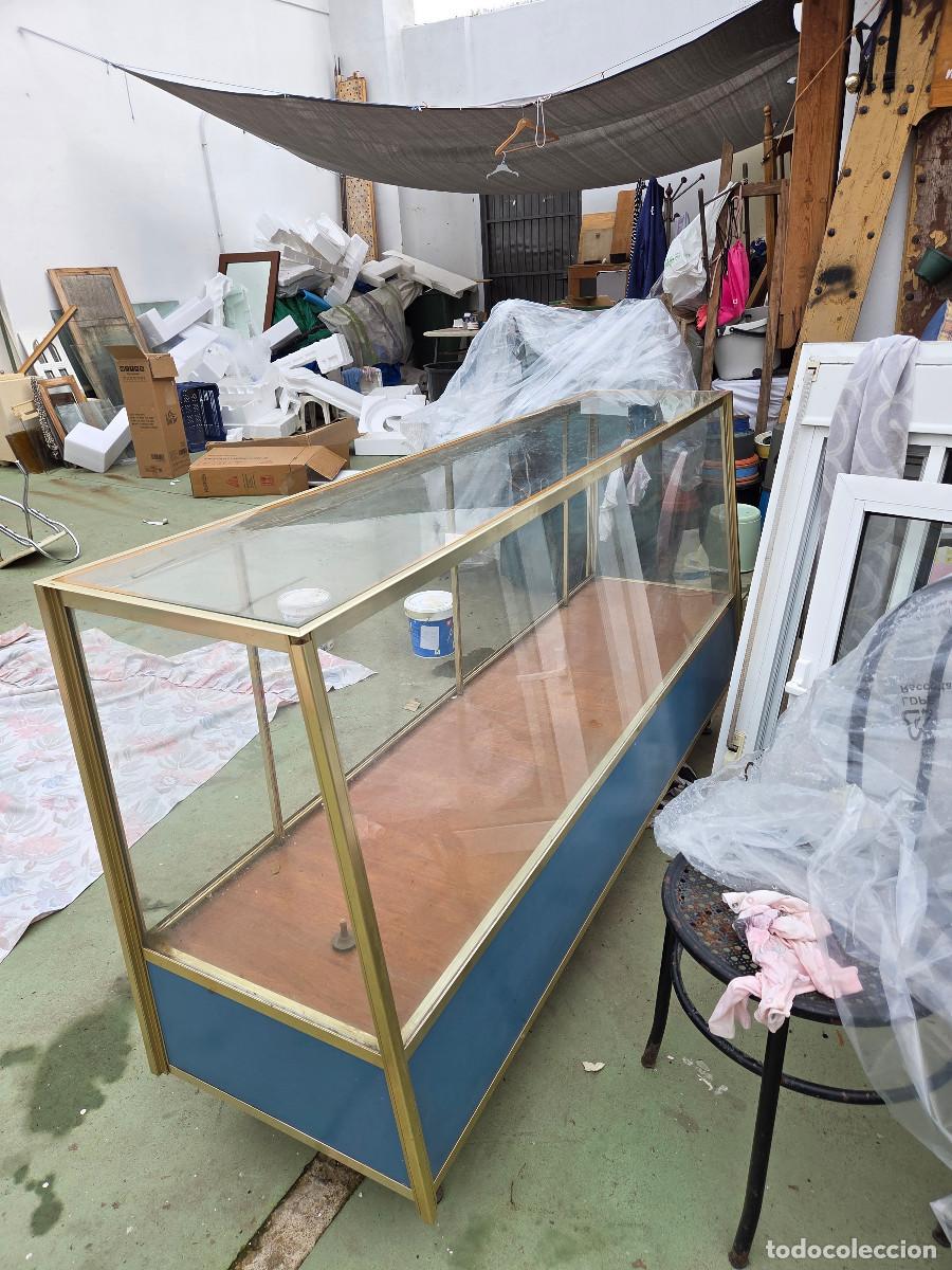 Antig&uuml;edades: mostrador de cristal vintage - Foto 2