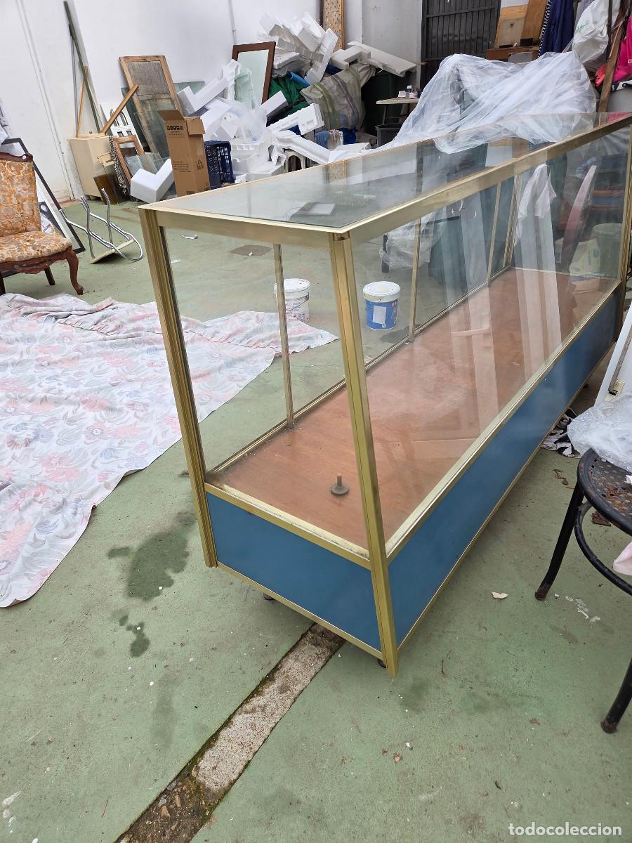 Antig&uuml;edades: mostrador de cristal vintage - Foto 3