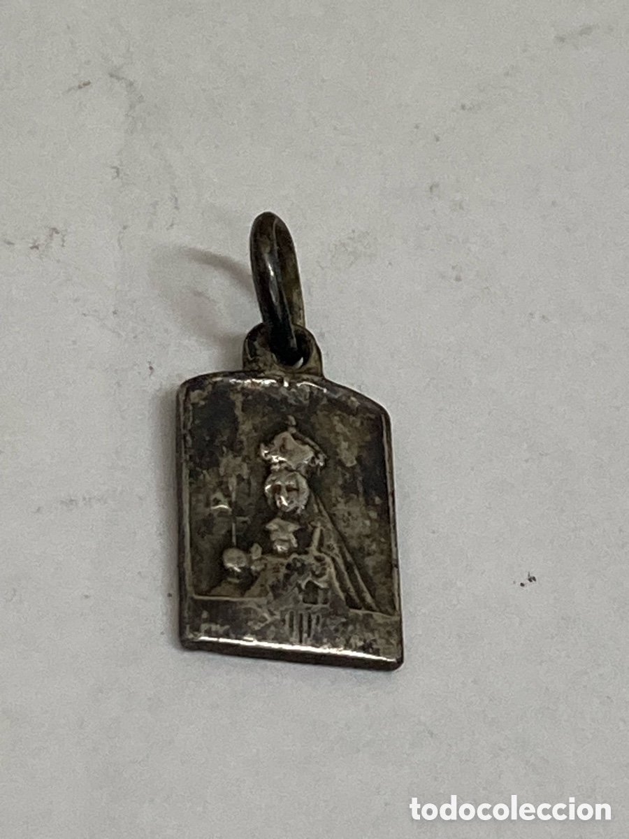 Antig&uuml;edades: Medalla de plata religiosa C477 - Foto 2