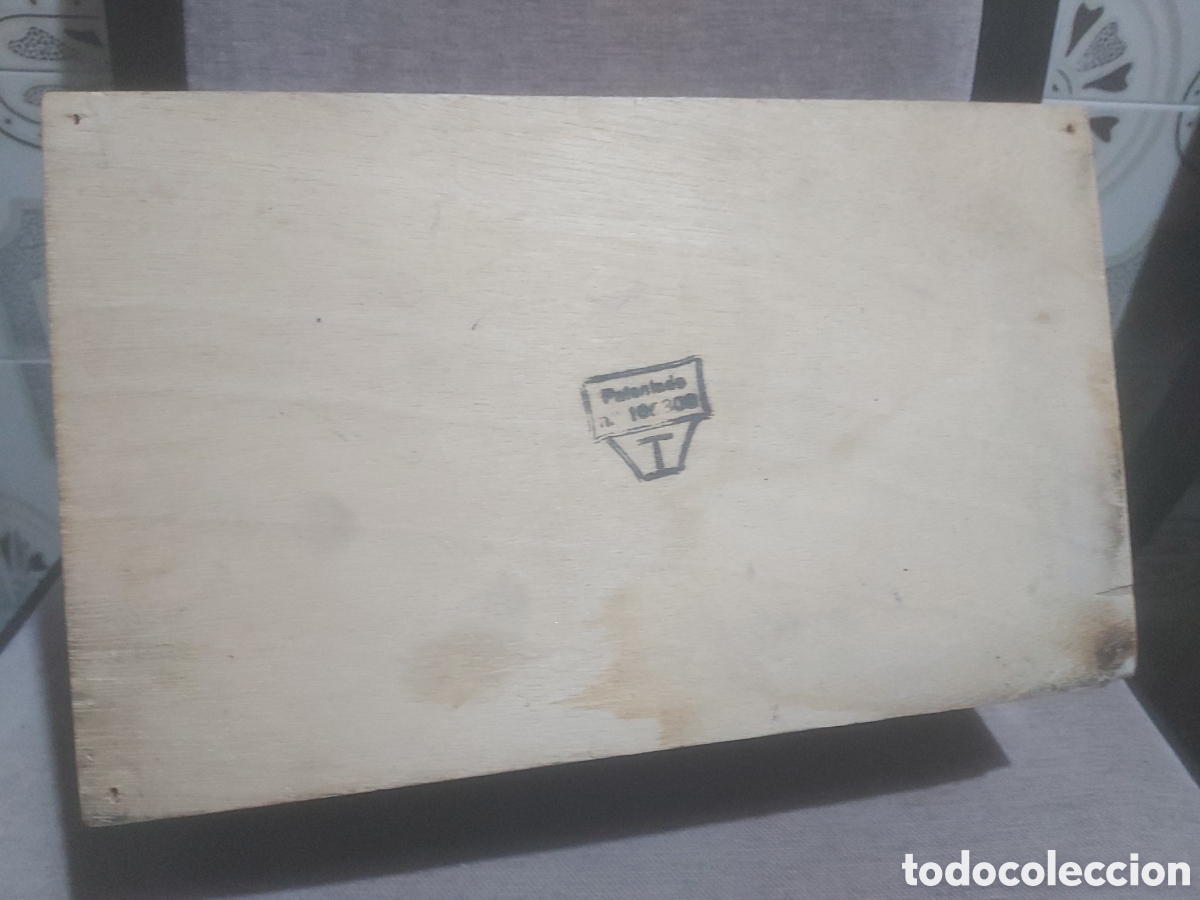 Antig&uuml;edades: Caja limpiabotas de madera. Sin roturas. - Foto 8