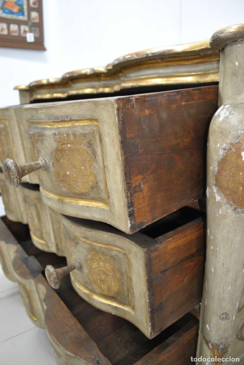 Antig&uuml;edades: C&Oacute;MODA SIGLO XVIII MADERA POLICROMADA - Foto 16