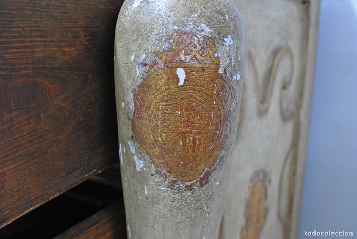 Antig&uuml;edades: C&Oacute;MODA SIGLO XVIII MADERA POLICROMADA - Foto 17