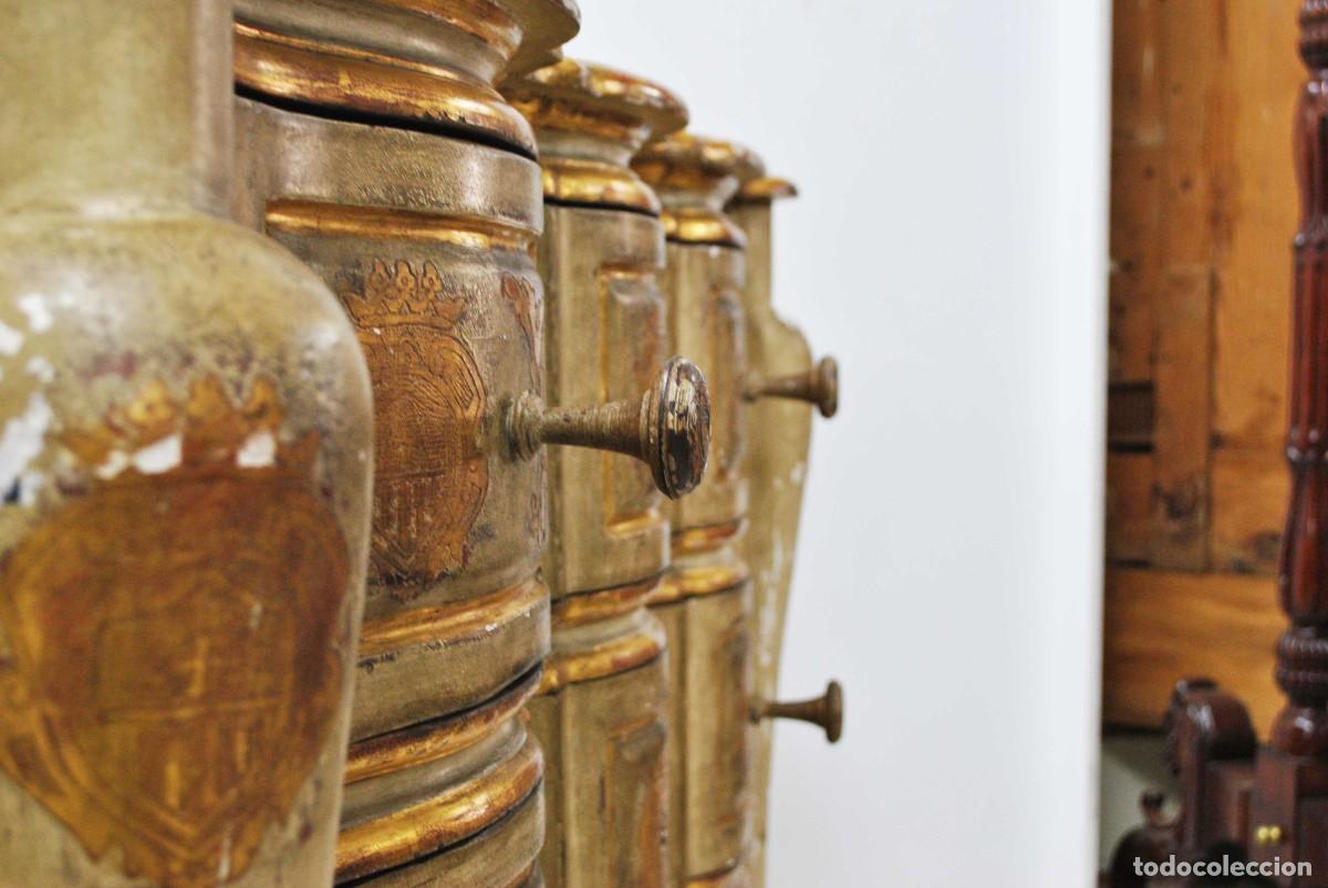Antig&uuml;edades: C&Oacute;MODA SIGLO XVIII MADERA POLICROMADA - Foto 18